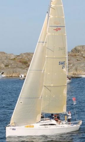 hp 1030 sailboat